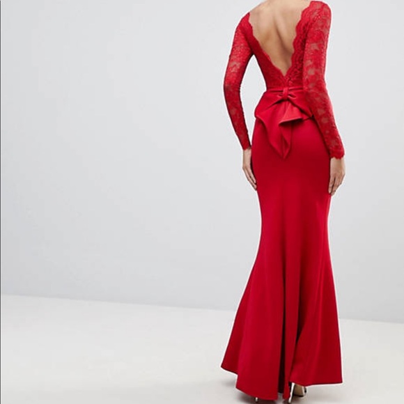 Red lace Goddess Dress with open back - Picture 5 of 6